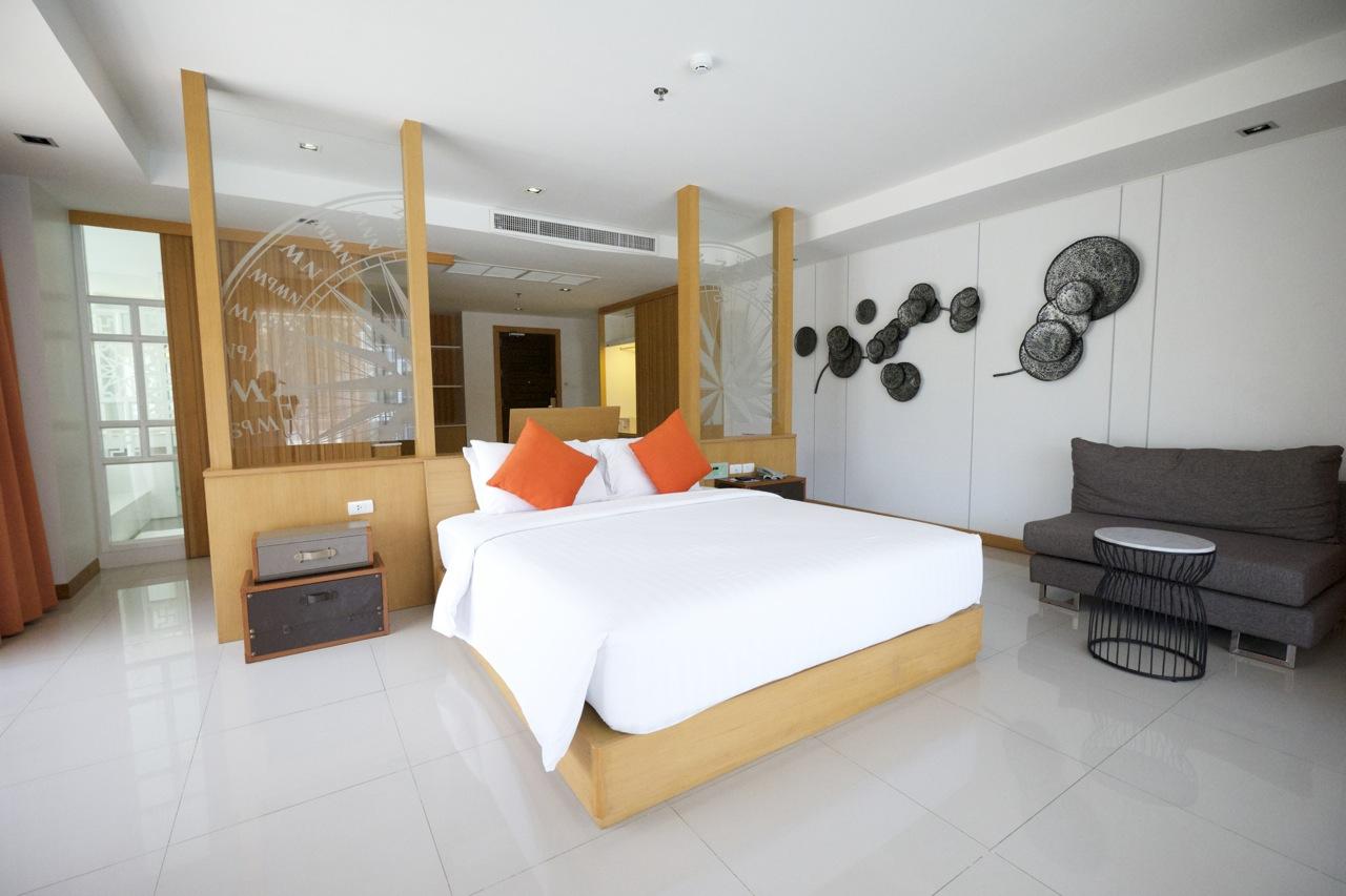 Welcome World Beachfront Resort Pattaya Ngoại thất bức ảnh